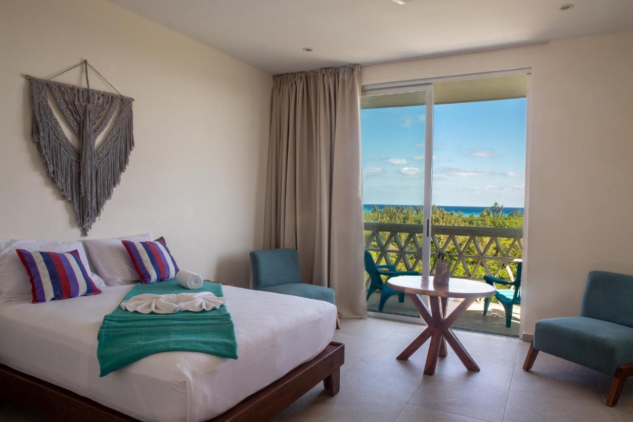 Suites Cielo Y Mar (Adults Only) Плая дел Кармен Екстериор снимка